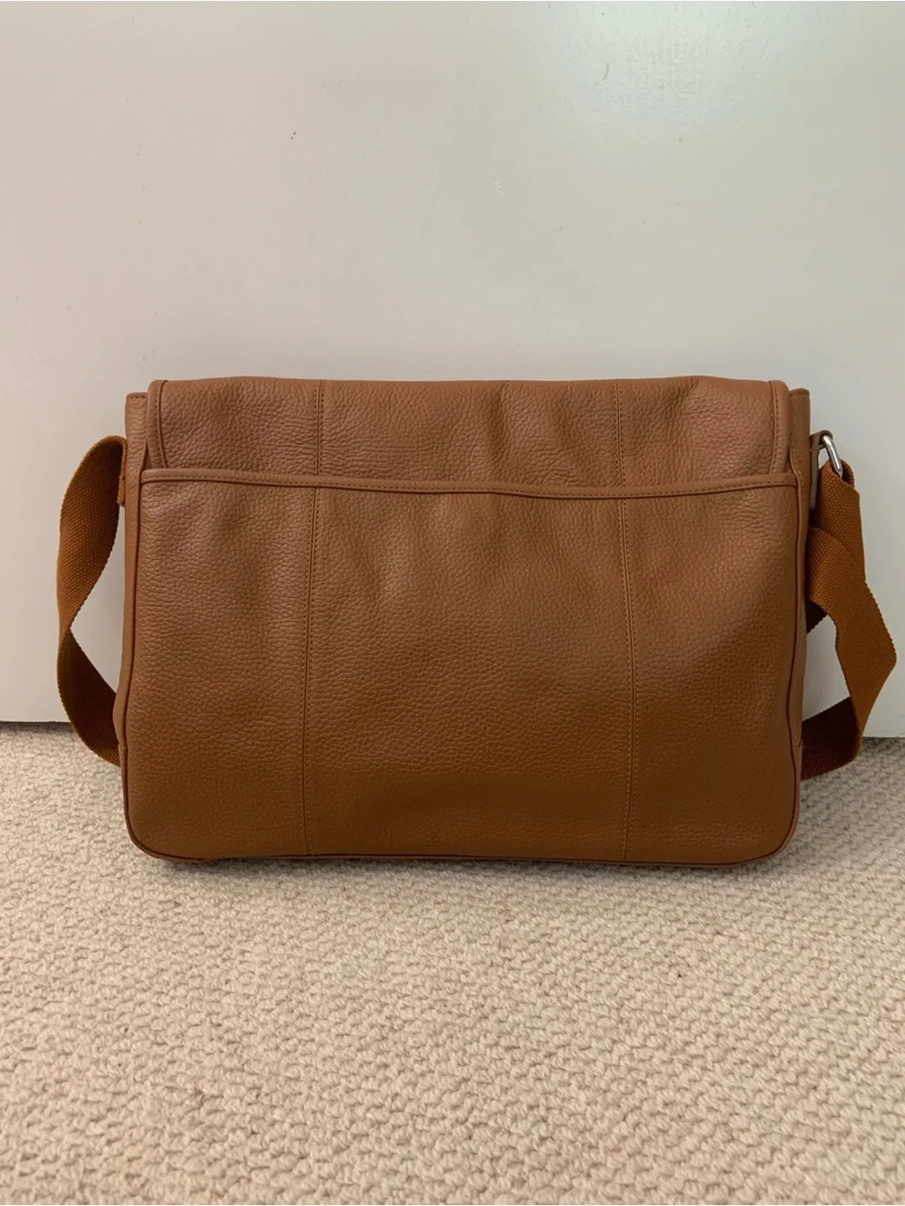 [NEW] Cole Haan Leather Messenger Bag in Brown